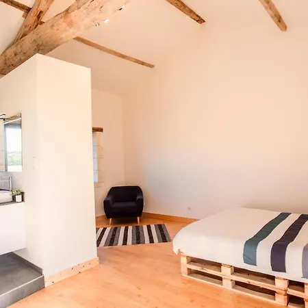 Les Ecures 2 Feriehus *