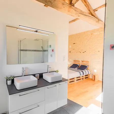 Holiday home Les Escures 2 *