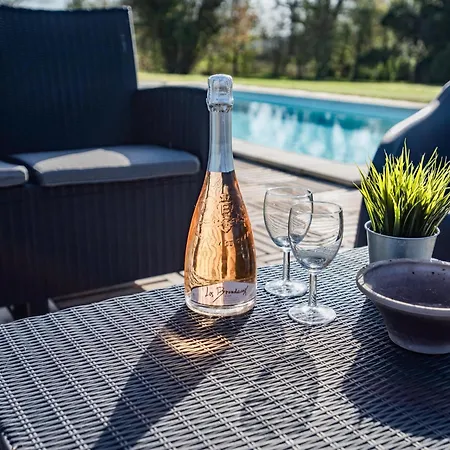 Les Escures 2 Champagne-et-Fontaine