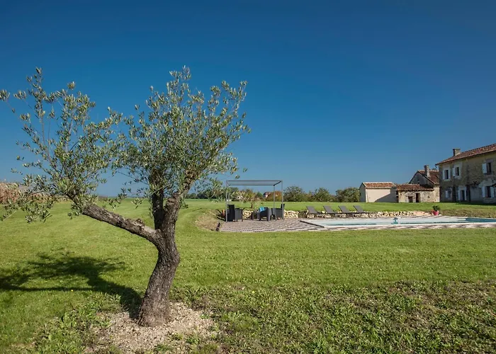 Les Escures 2 Vakantiehuis *