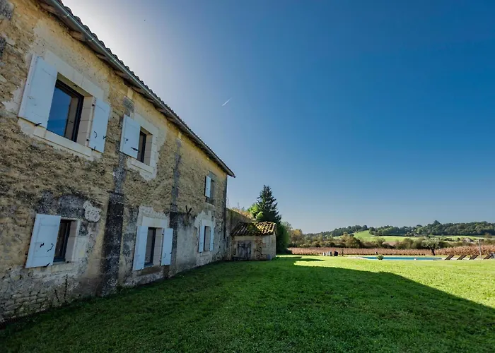 Les Escures 2 Champagne-et-Fontaine